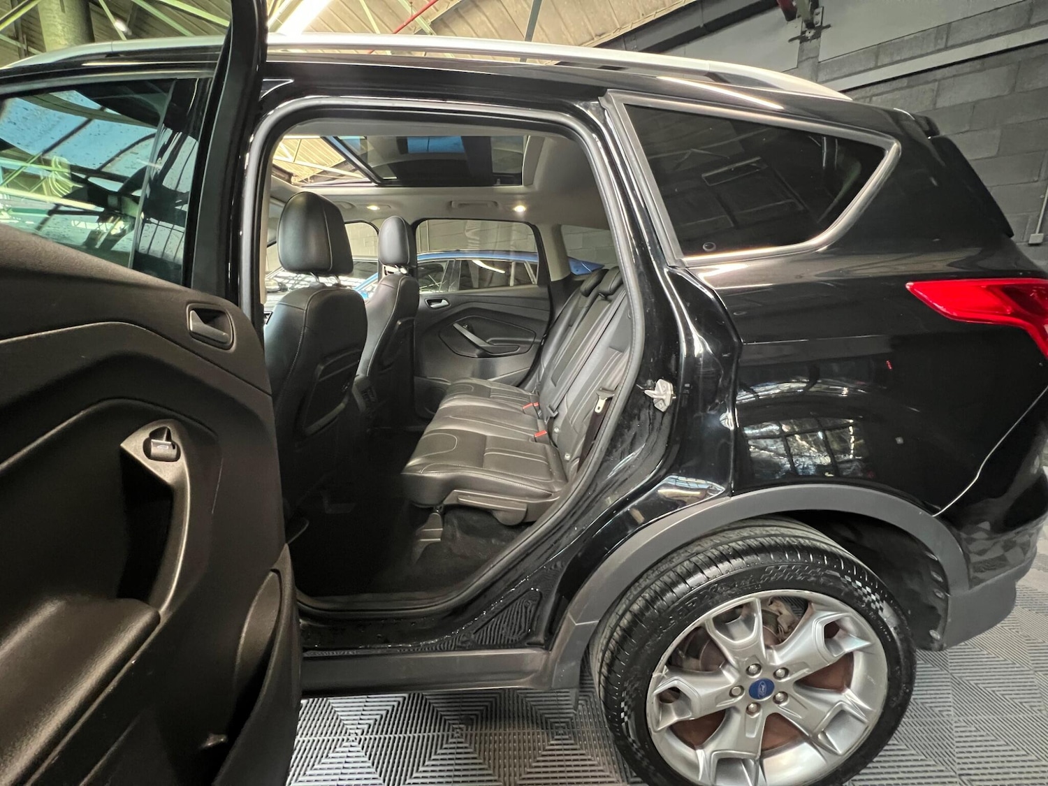 Used Ford Kuga 2016 for sale - 75600558: Photo 14