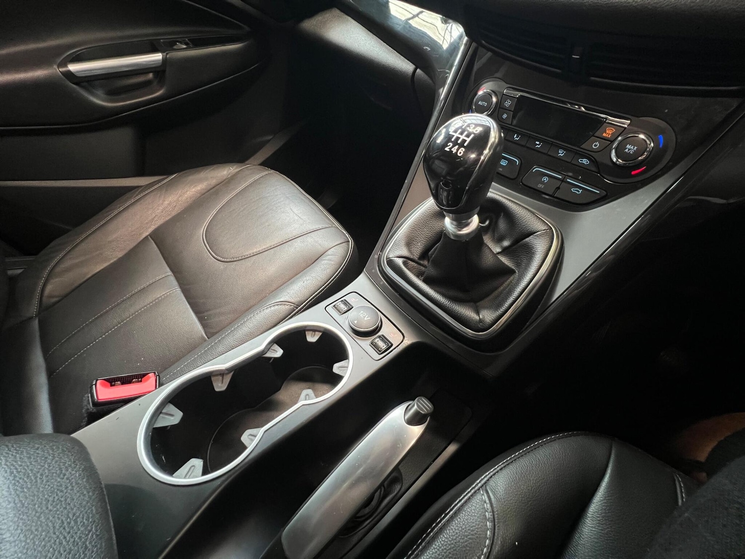 Used Ford Kuga 2016 for sale - 75600558: Photo 27