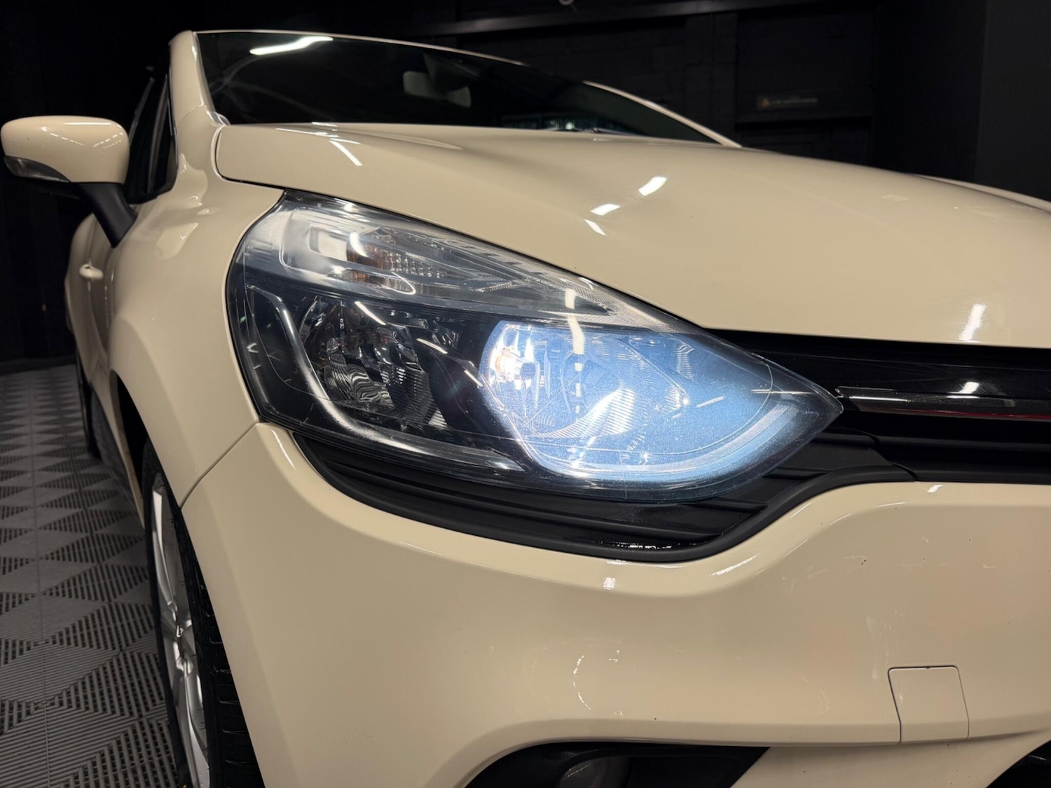 Used Renault Clio 2018 for sale - 77510751: Photo 17