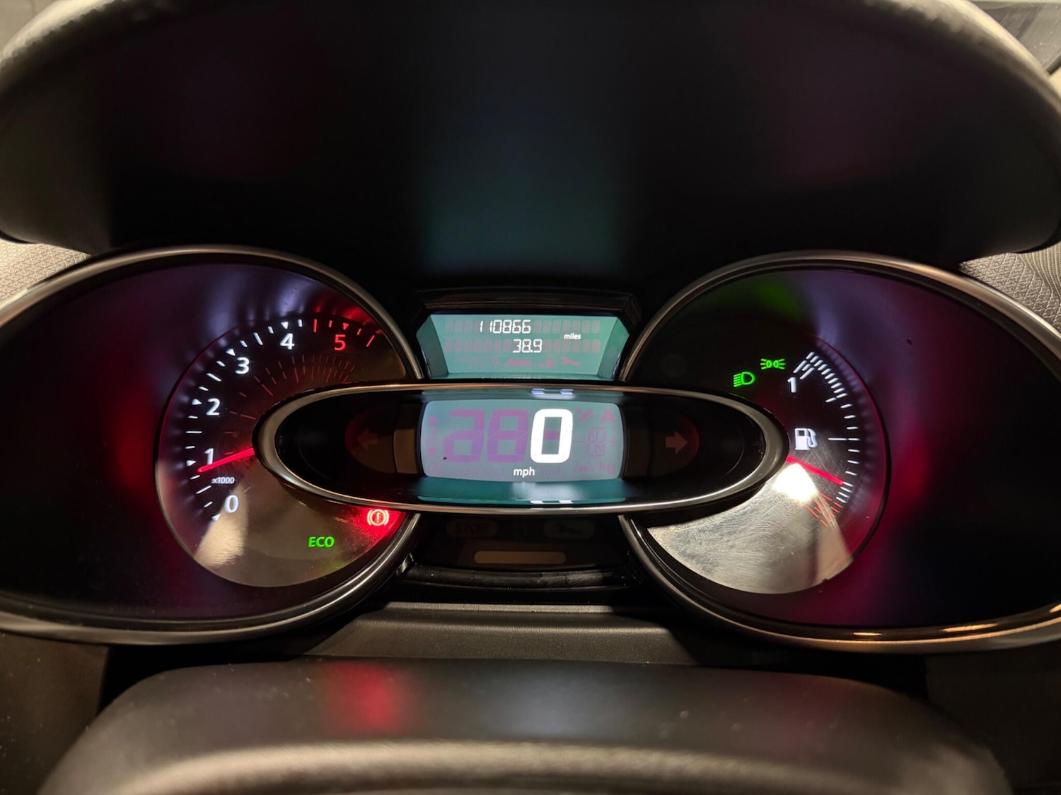 Used Renault Clio 2018 for sale - 77510751: Photo 30