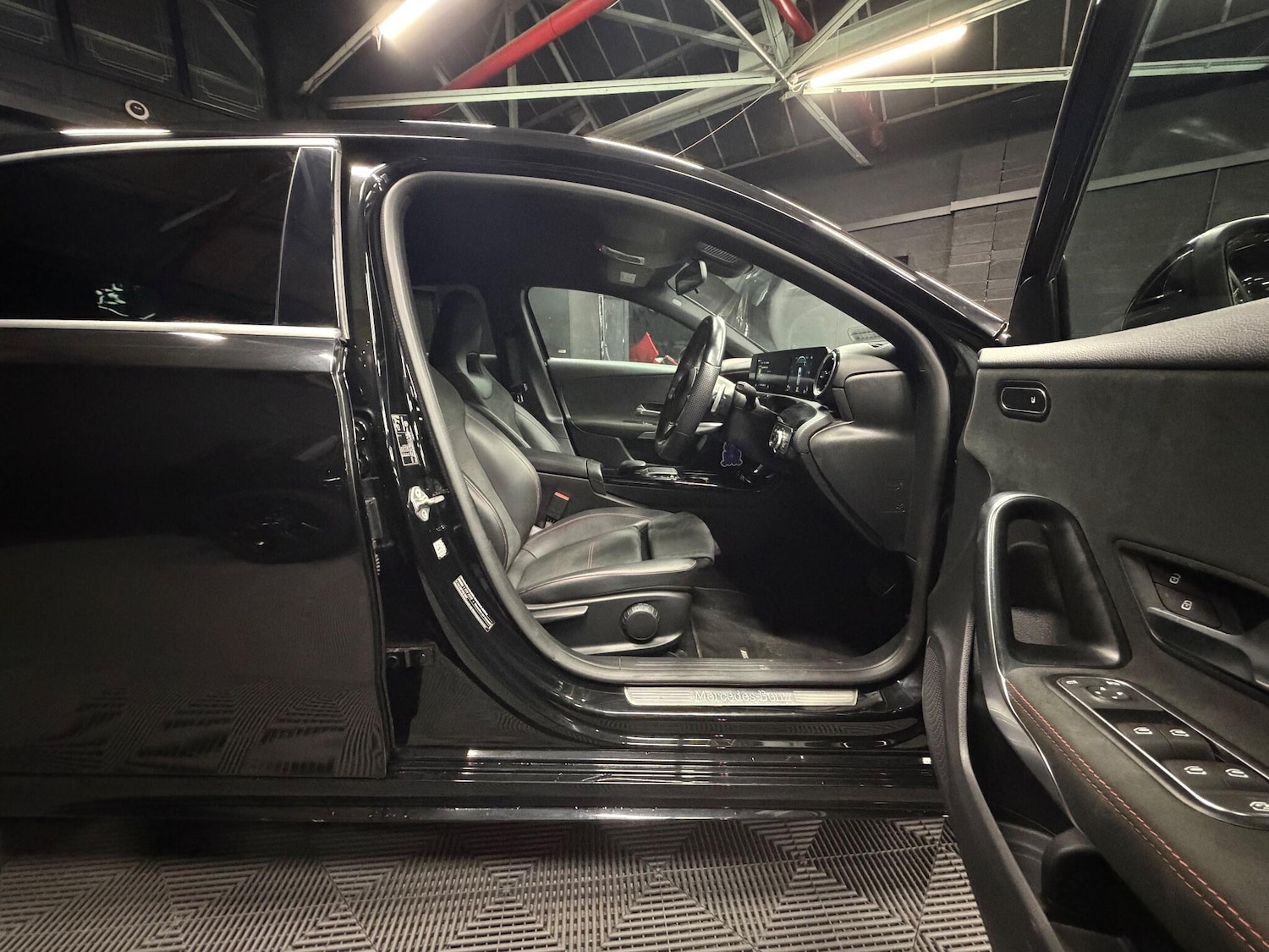 Used Mercedes-Benz A-Class 2021 for sale - 76752556: Photo 6