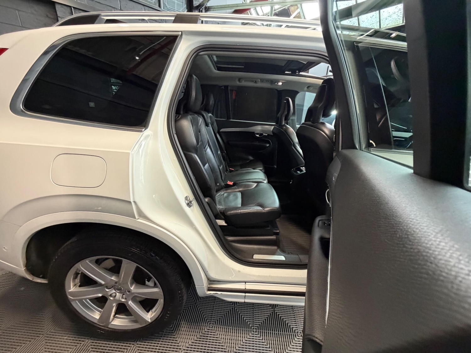 Used Volvo XC90 for sale - 78115273: Photo 17