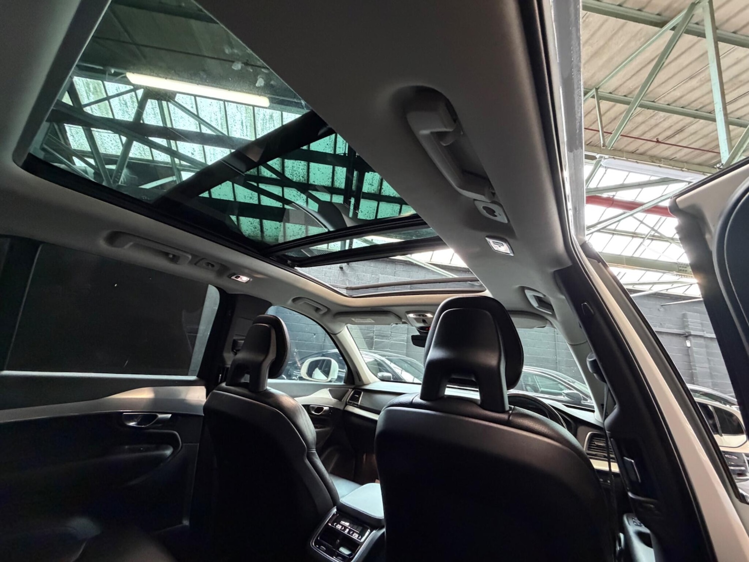 Used Volvo XC90 for sale - 78115273: Photo 24