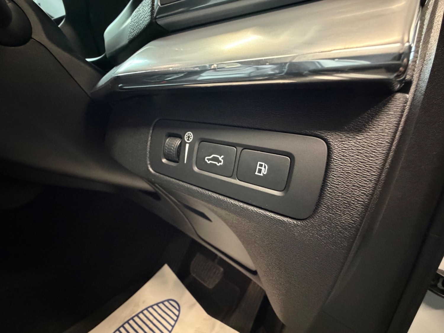 Used Volvo XC90 for sale - 78115273: Photo 29