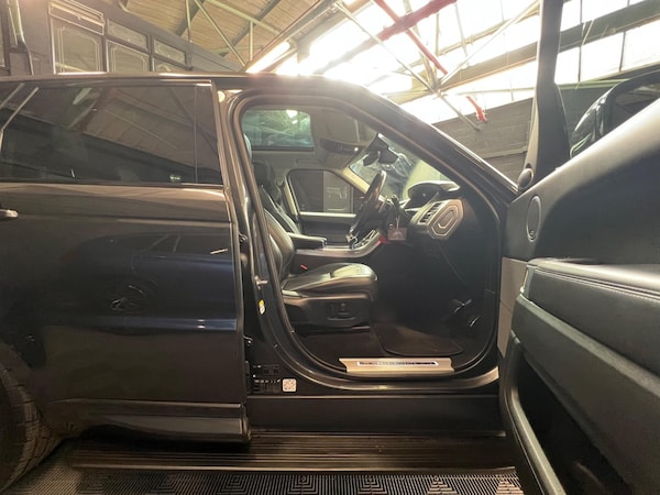 Used Land Rover Range Rover Sport 2020 for sale - 75601223: Photo 6