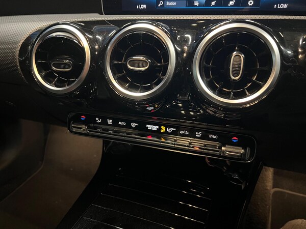 Used Mercedes-Benz A-Class 2019 for sale - 76138274: Photo 24