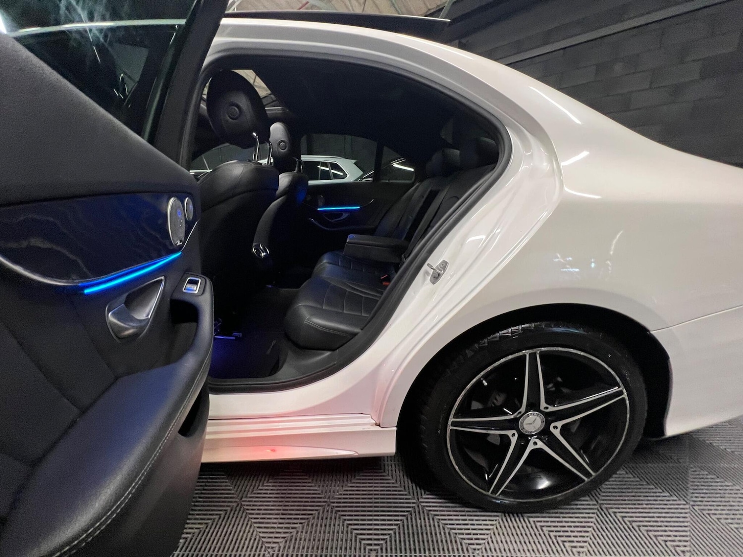 Used Mercedes-Benz C Class for sale - 76472701: Photo 14