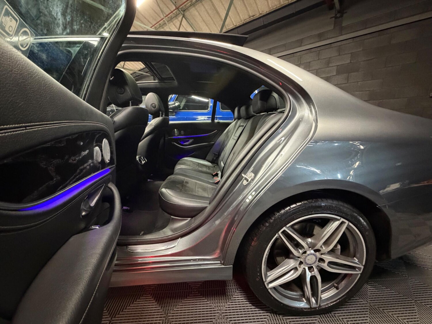 Used Mercedes-Benz E Class for sale - 77724096: Photo 14