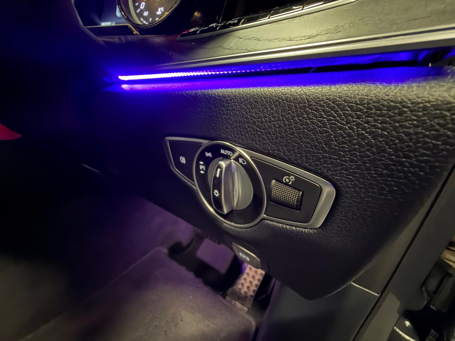 Used Mercedes-Benz E Class for sale - 77724096: Photo 30