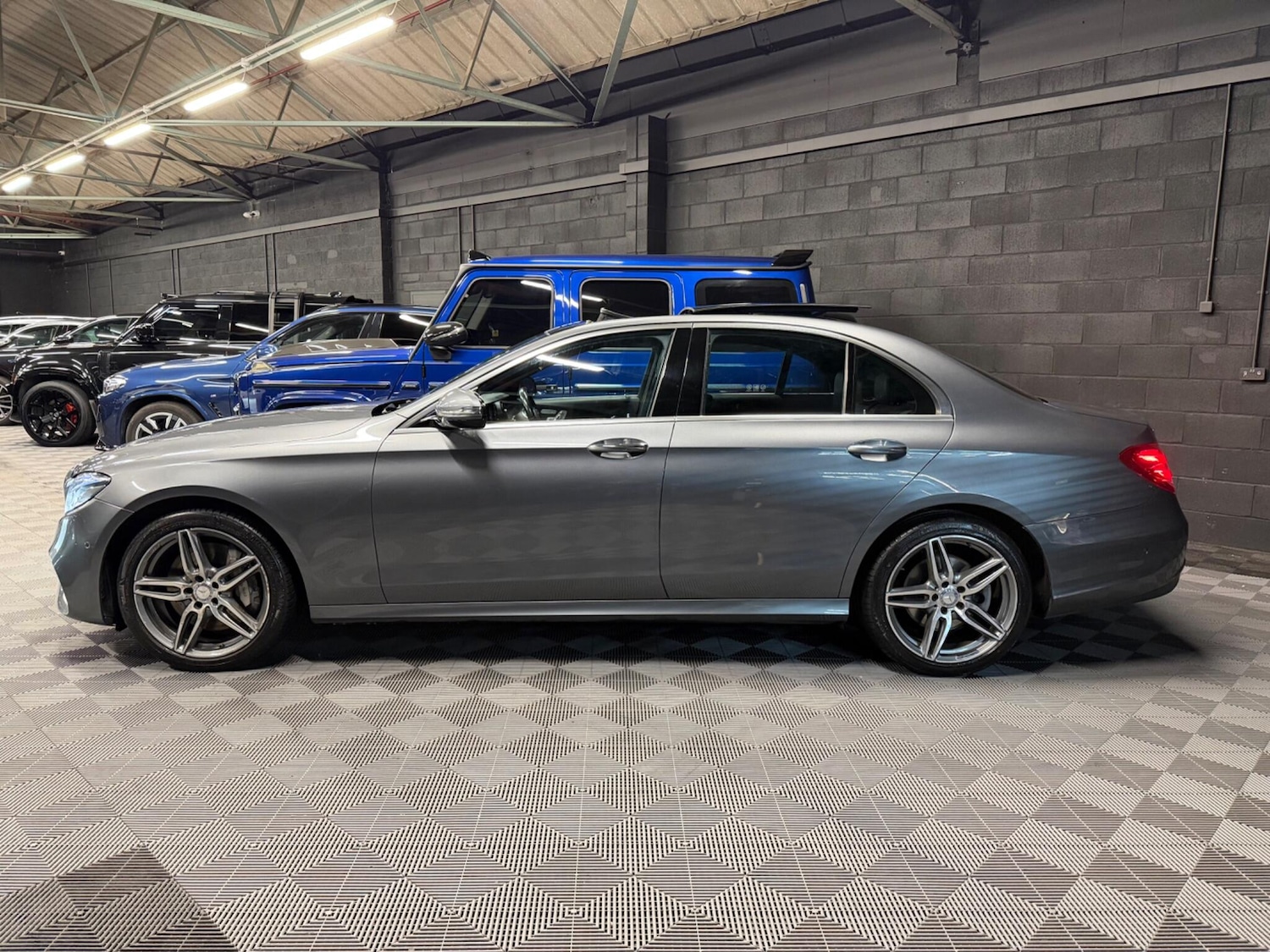 Used Mercedes-Benz E Class for sale - 77724096: Photo 5