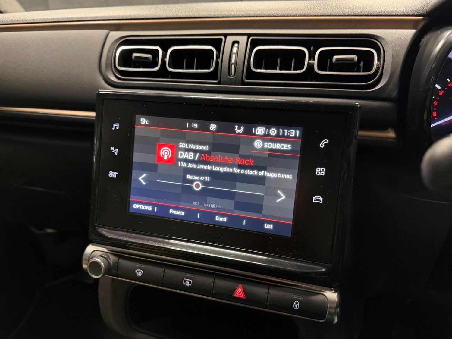 Used Citroen C3 2019 for sale - 77549405: Photo 25