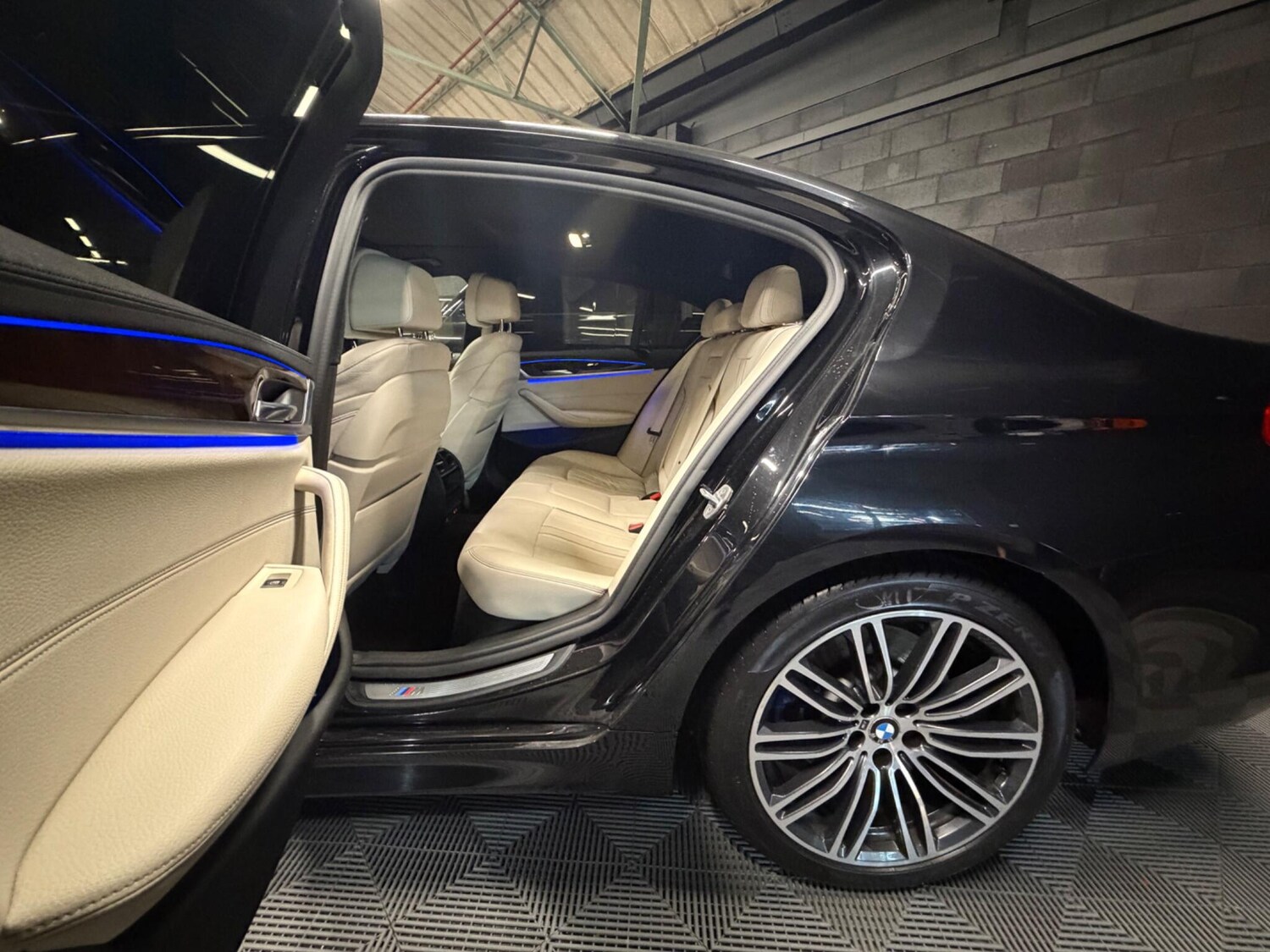 Used BMW 5 Series 2019 for sale - 77625027: Photo 18