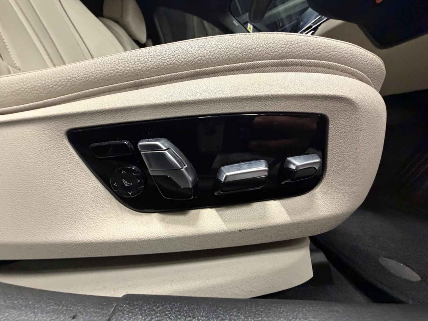 Used BMW 5 Series 2019 for sale - 77625027: Photo 27