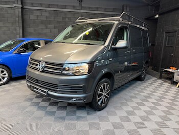 Used Volkswagen Transporter 2018 for sale - 78072036: Photo