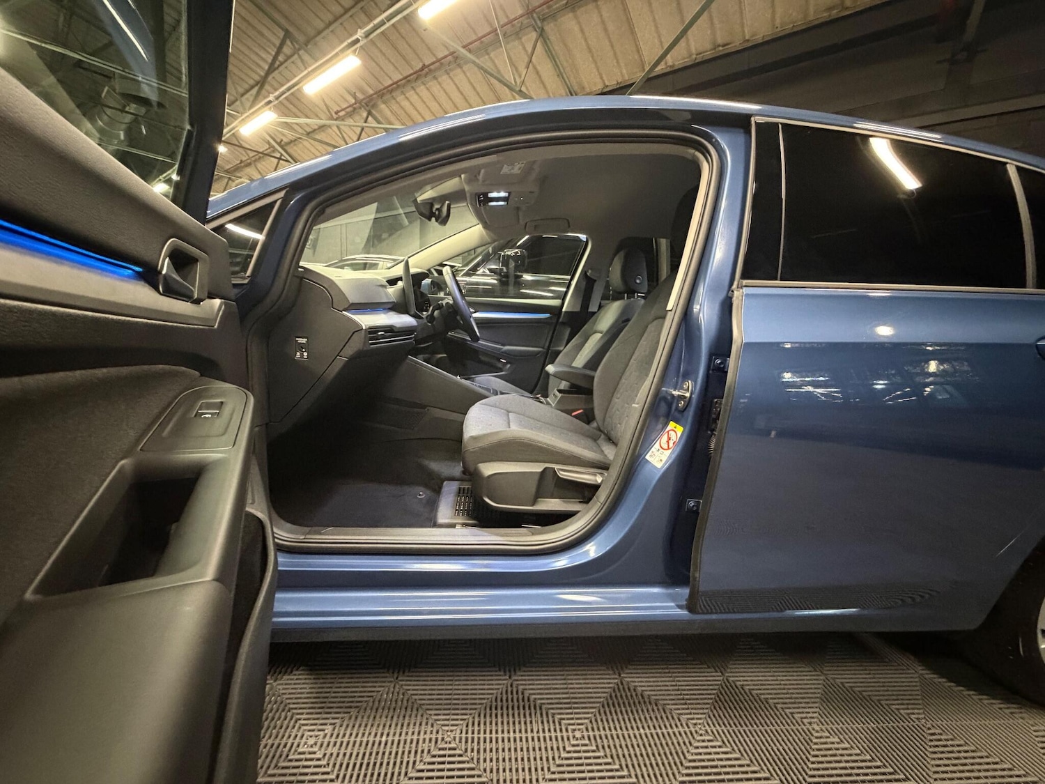 Used Volkswagen Golf 2025 for sale - 76742534: Photo 10