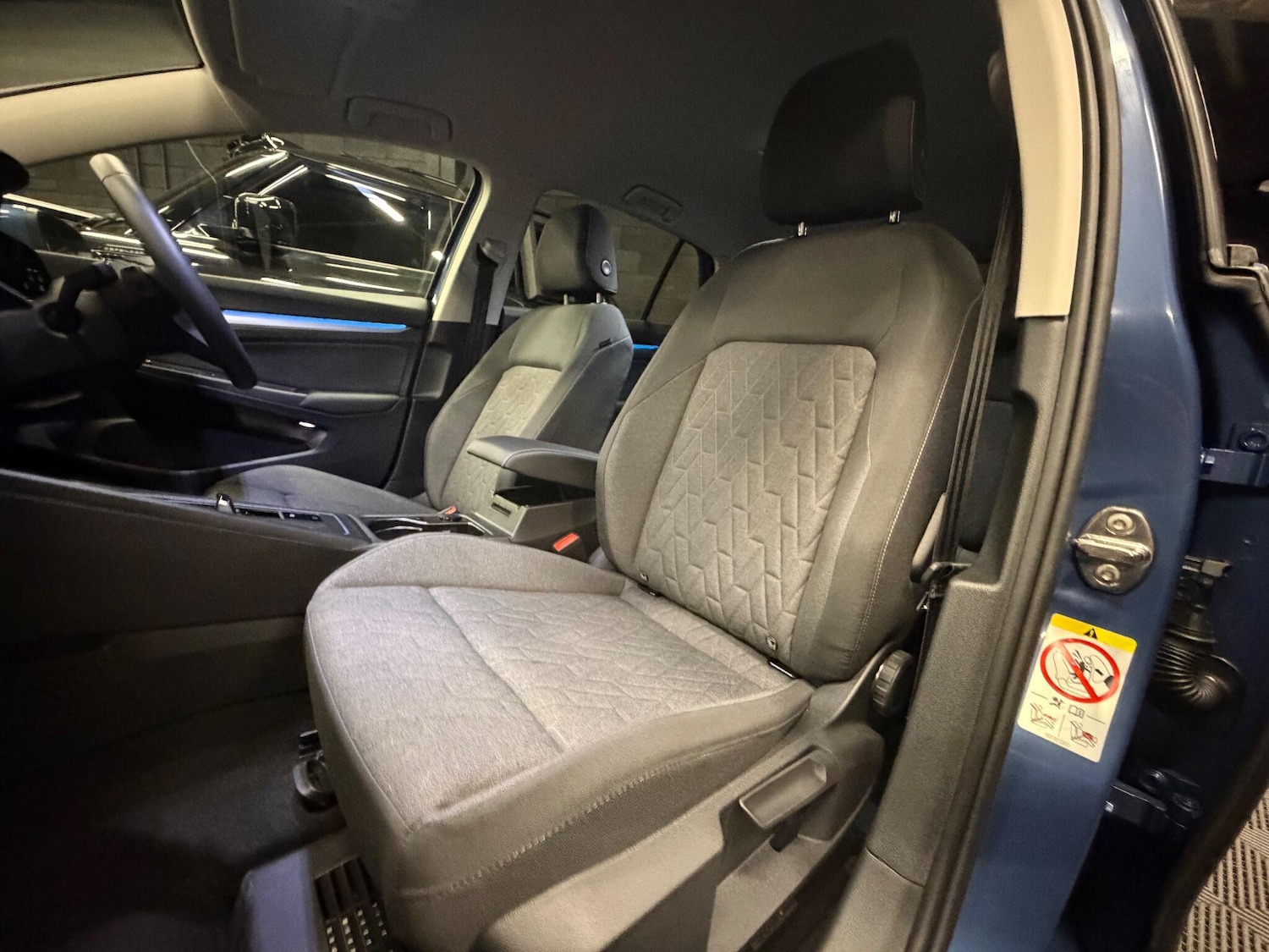 Used Volkswagen Golf 2025 for sale - 76742534: Photo 12