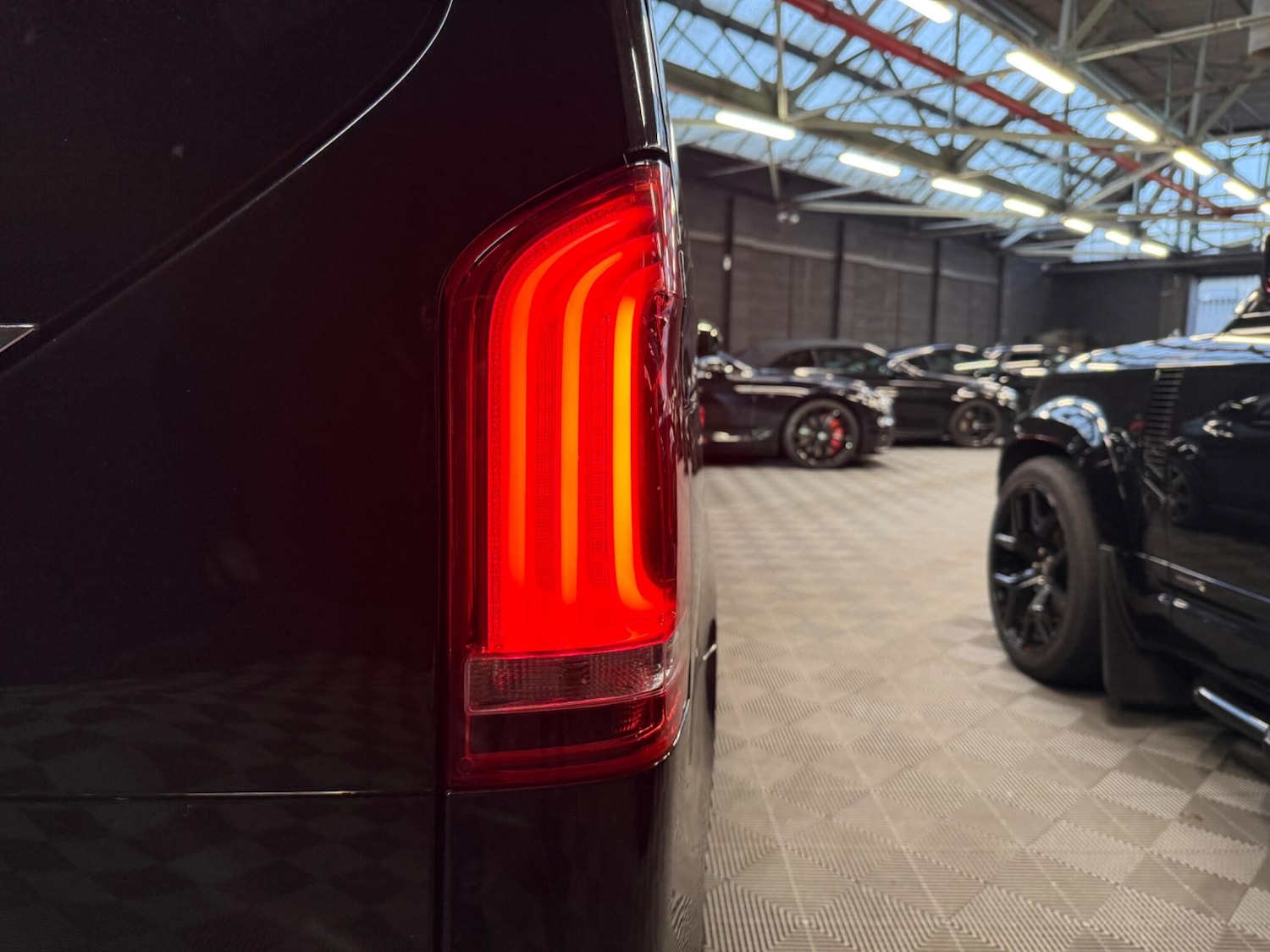 Used Mercedes-Benz V-Class 2023 for sale - 77254944: Photo 13