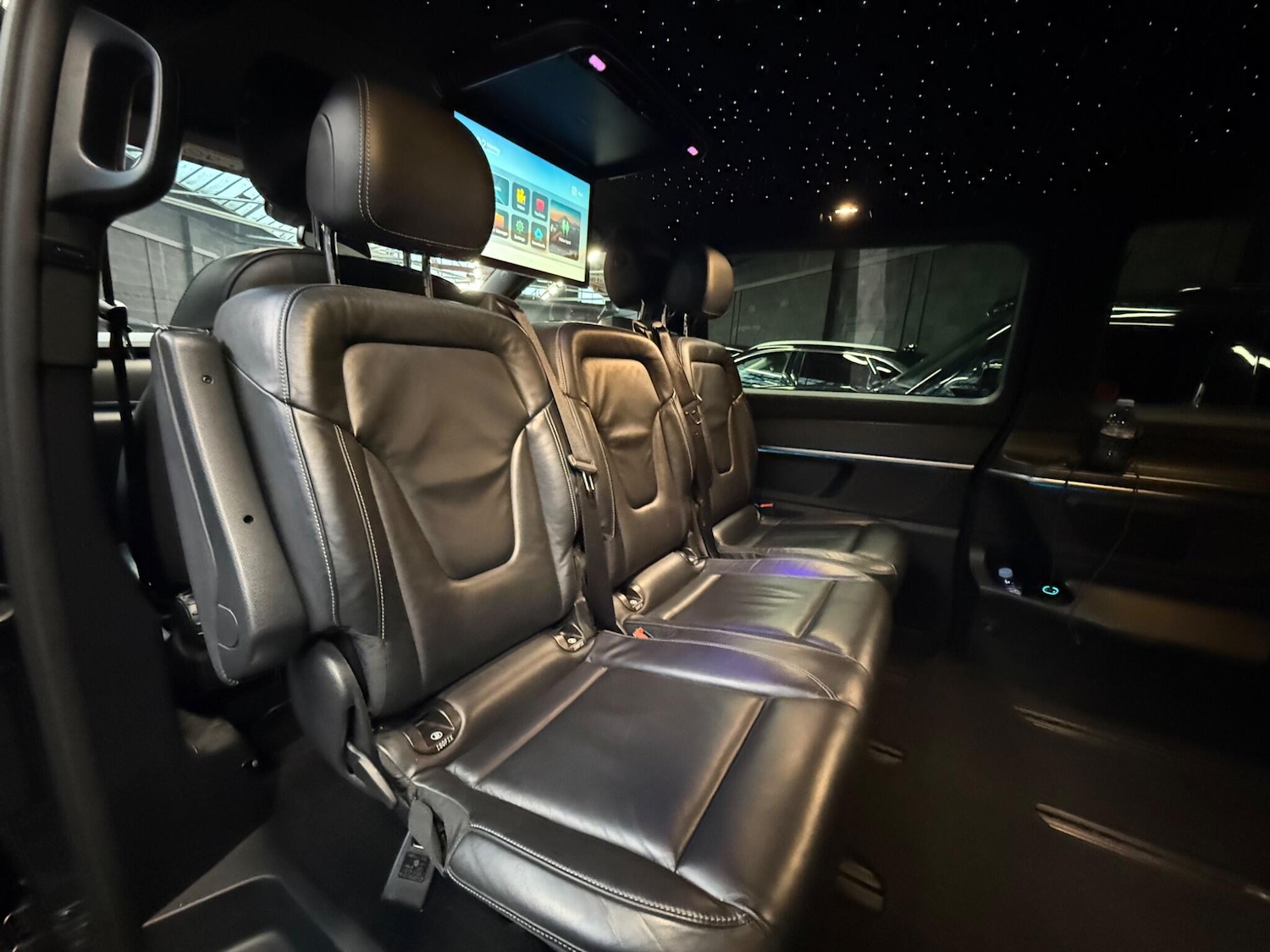 Used Mercedes-Benz V-Class 2023 for sale - 77254944: Photo 14