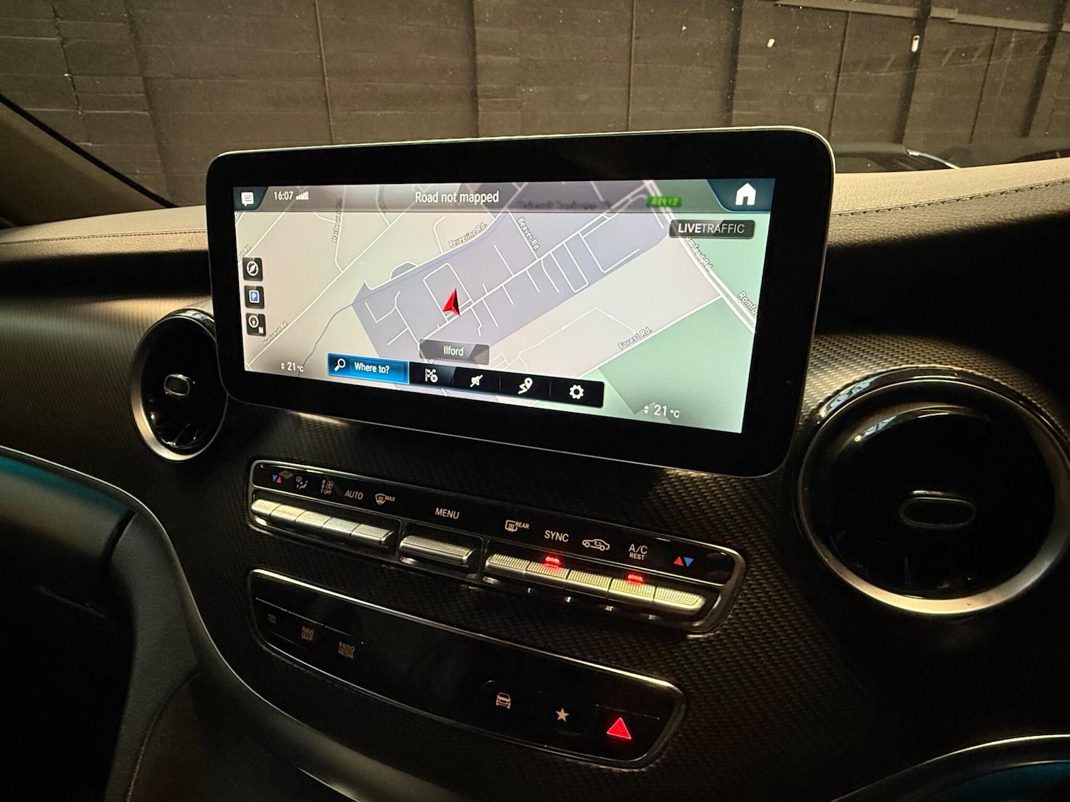 Used Mercedes-Benz V-Class 2023 for sale - 77254944: Photo 33