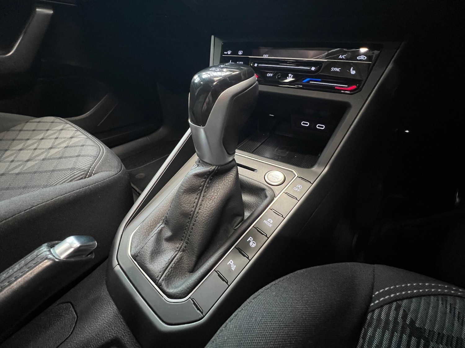 Used Volkswagen Polo for sale - 76997827: Photo 28