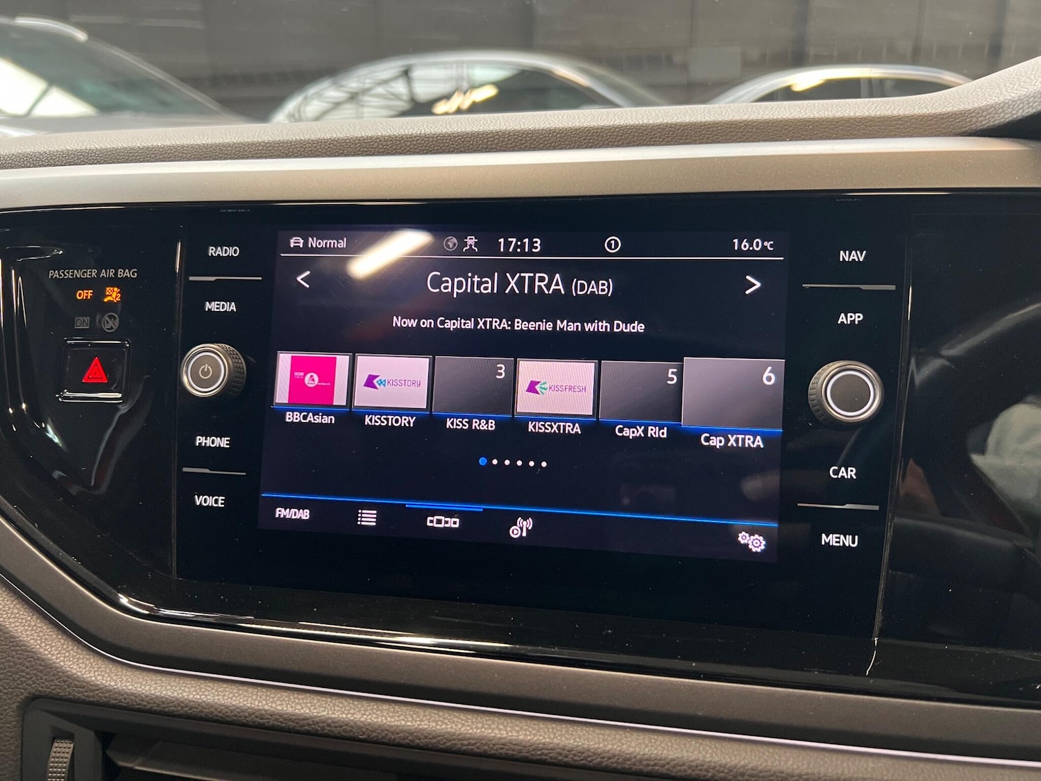 Used Volkswagen Polo for sale - 76997827: Photo 32