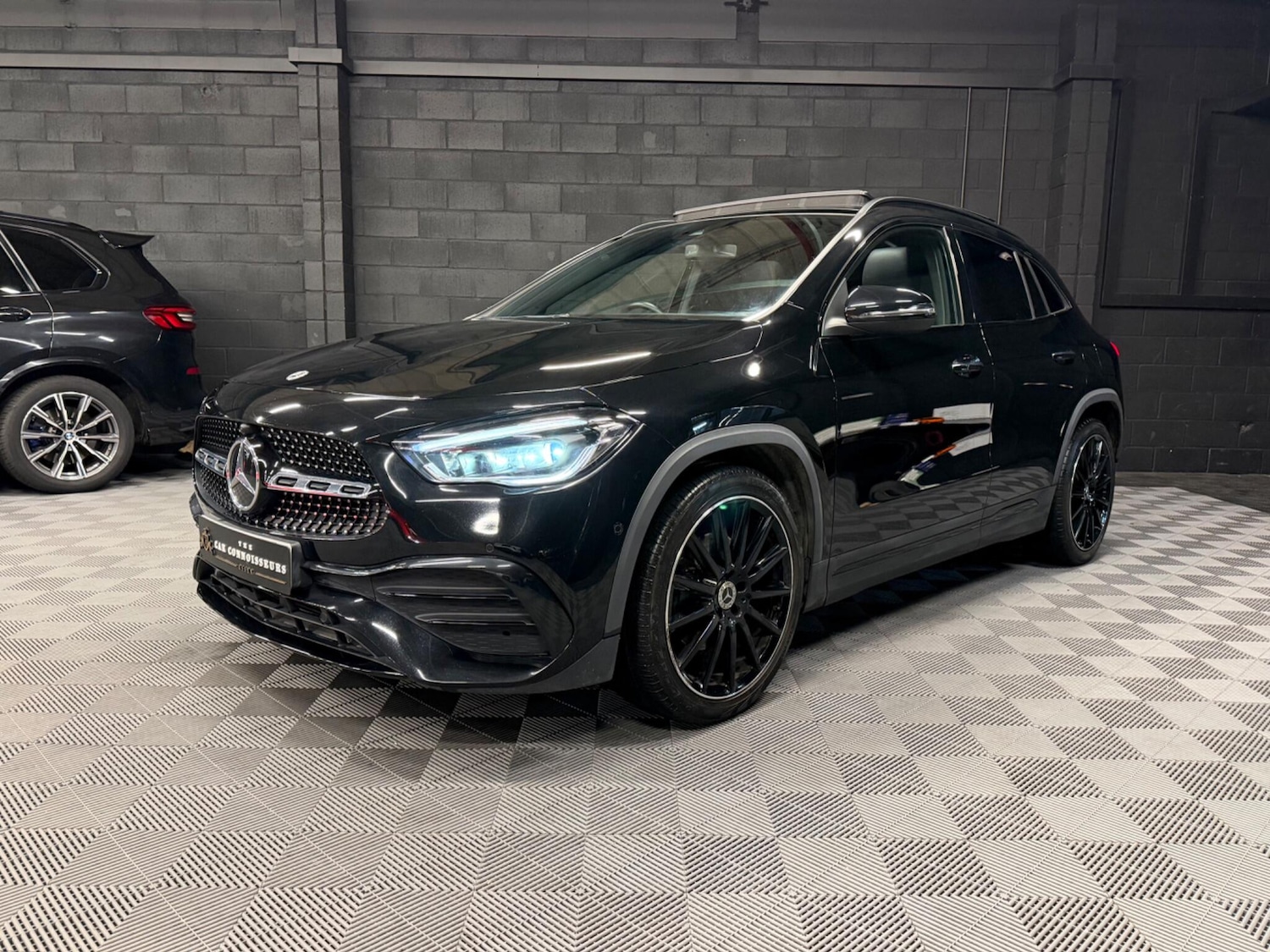 Used Mercedes-Benz GLA for sale - 77377713: Photo 4