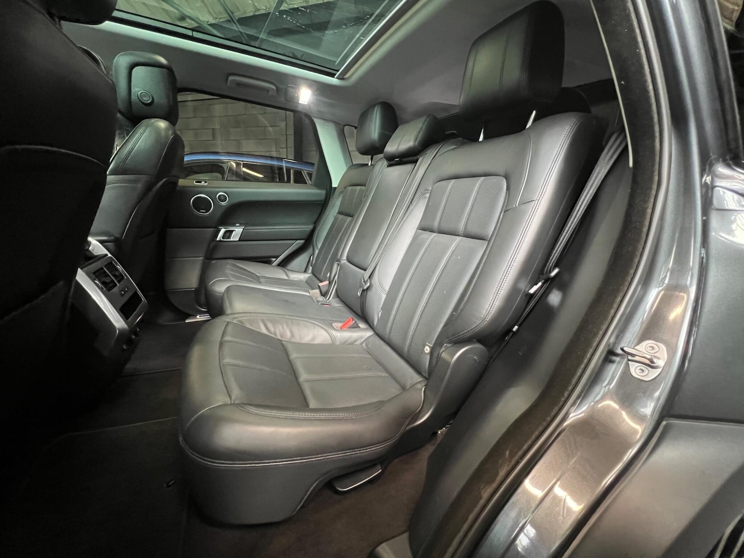 Used Land Rover Range Rover Sport 2020 for sale - 76528121: Photo 16