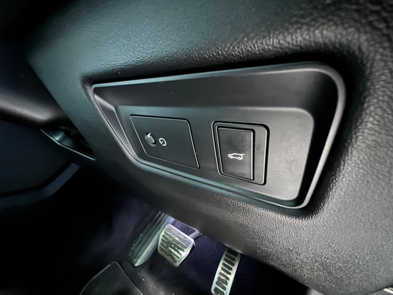 Used Land Rover Range Rover Sport 2020 for sale - 76528121: Photo 32