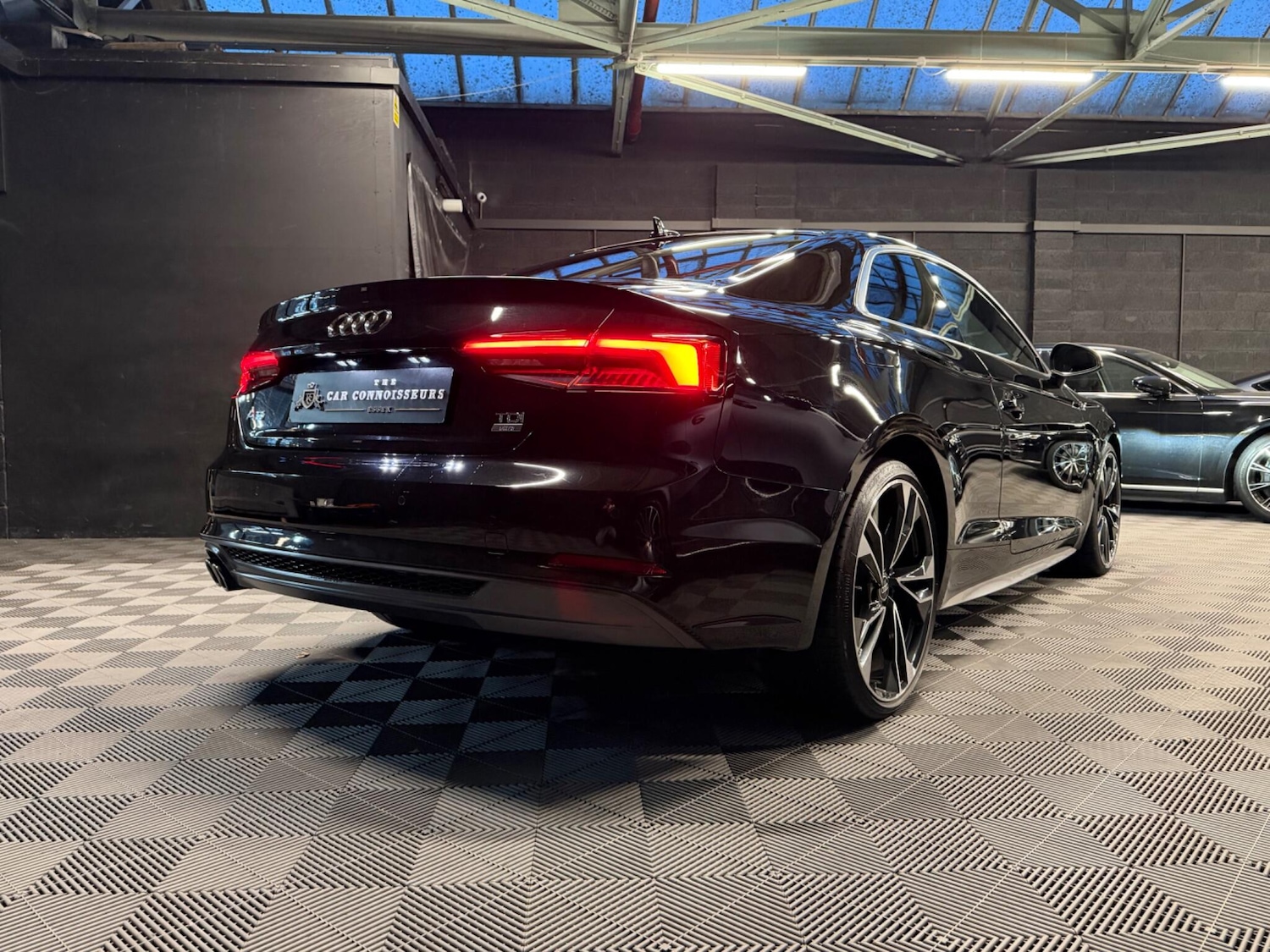 Used Audi A5 2017 for sale - 77993210: Photo 11