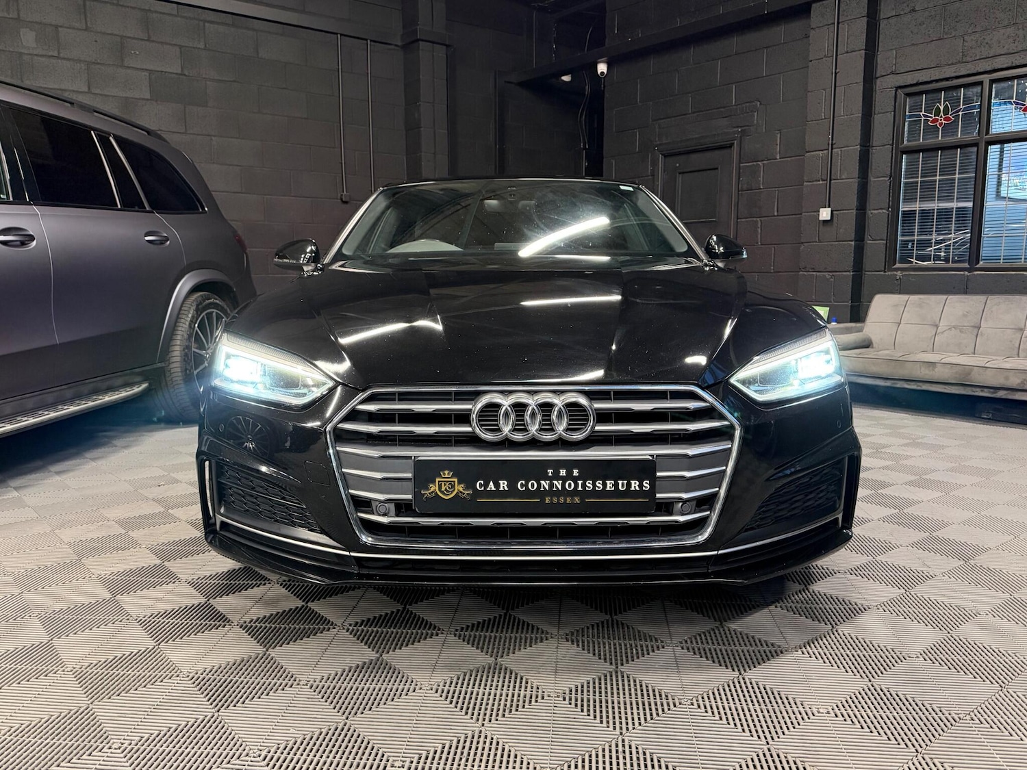 Used Audi A5 2017 for sale - 77993210: Photo 2