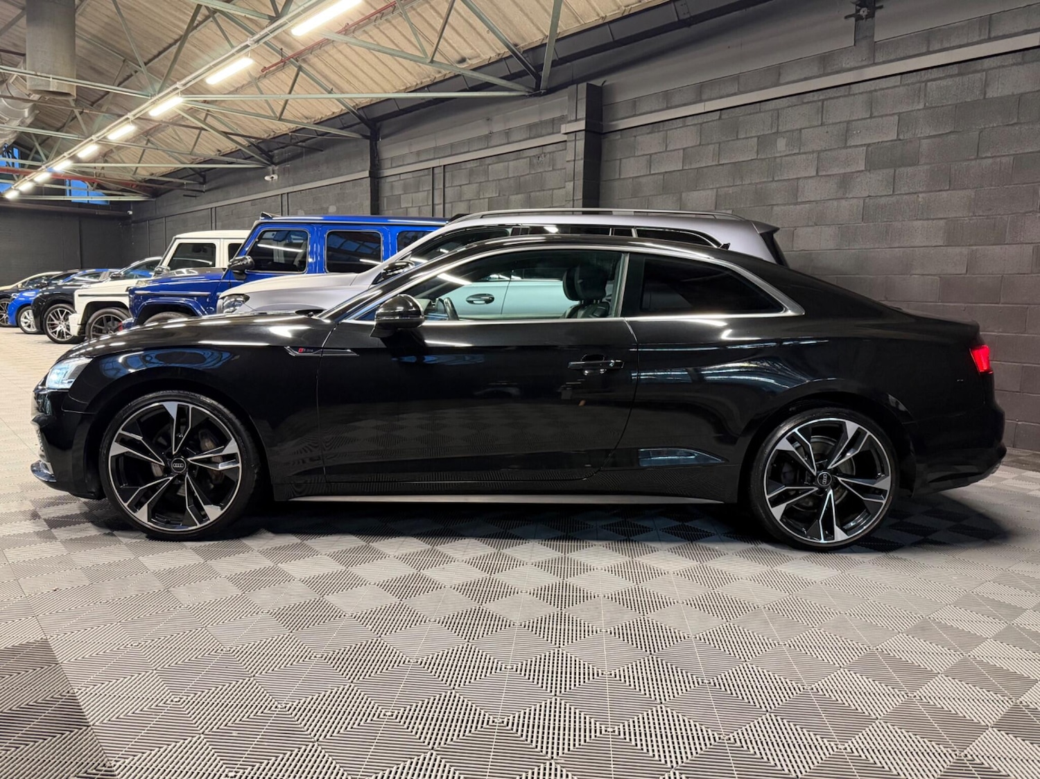 Used Audi A5 2017 for sale - 77993210: Photo 5