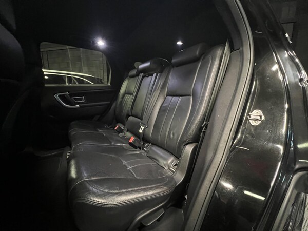 Used Land Rover Discovery Sport 2016 for sale - 75601325: Photo 16