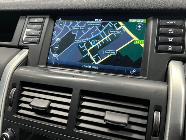 Used Land Rover Discovery Sport 2016 for sale - 75601325: Photo 35