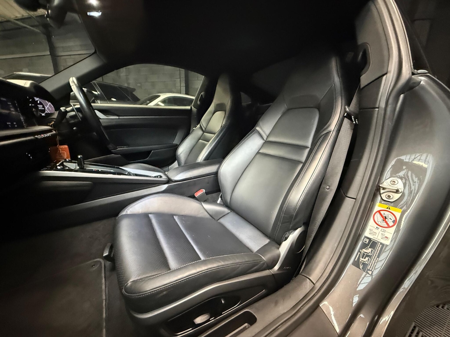 Used Porsche 911 2019 for sale - 76337587: Photo 12