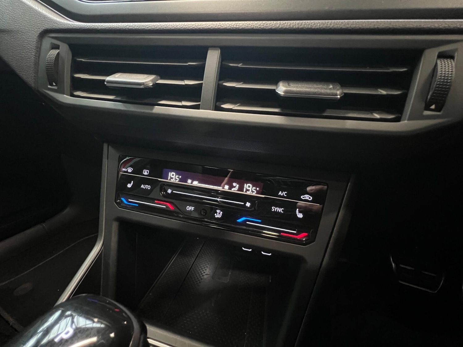 Used Volkswagen Polo 2023 for sale - 76137898: Photo 31