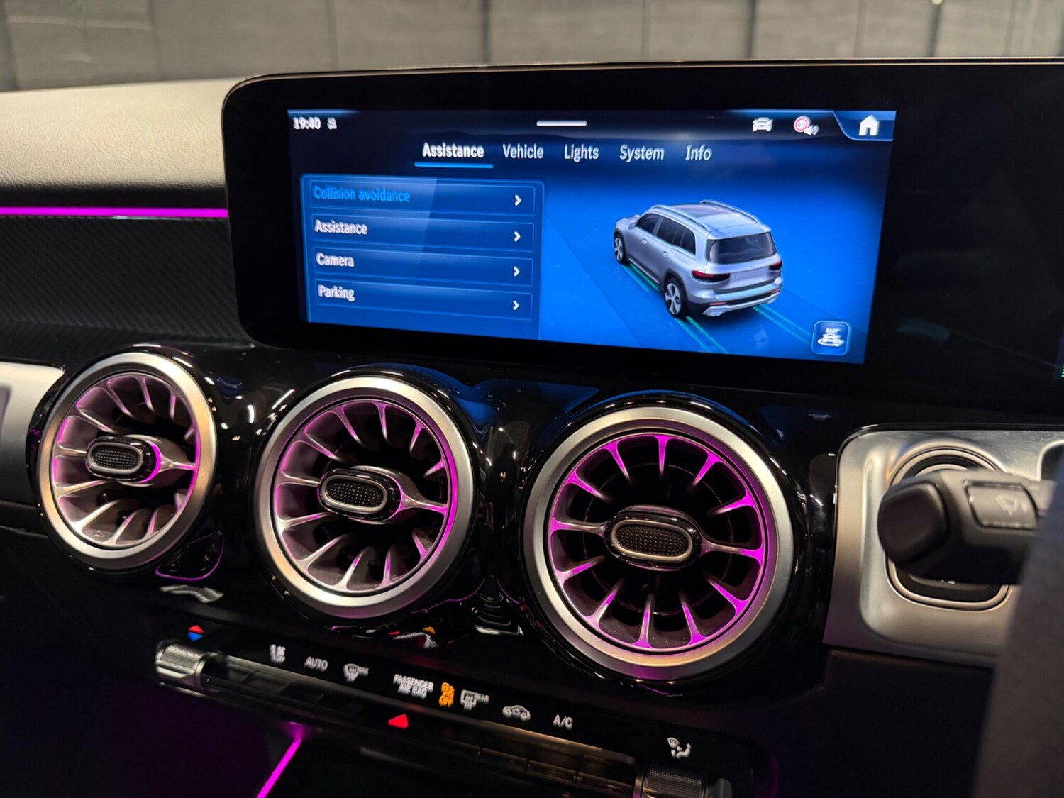 Used Mercedes-Benz GLB for sale - 77684094: Photo 34