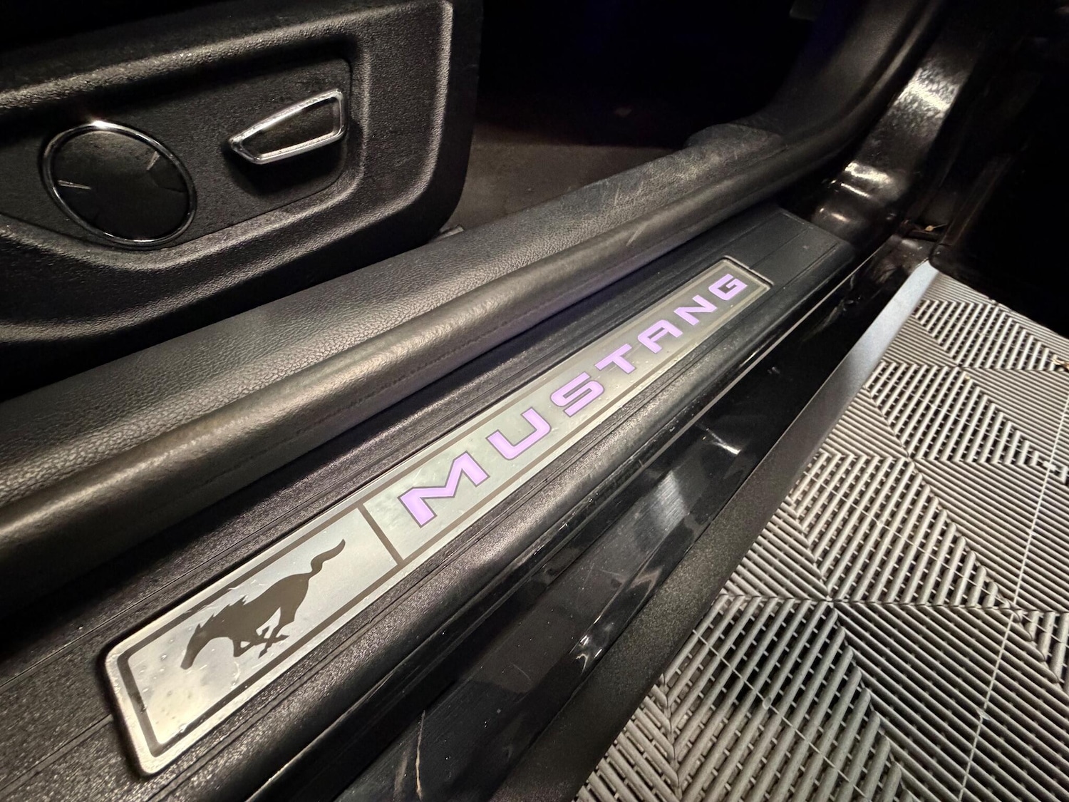 Used Ford Mustang 2016 for sale - 77131391: Photo 18