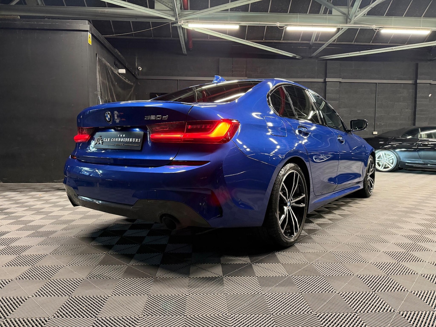 Used BMW 3 Series for sale - 76714333: Photo 11