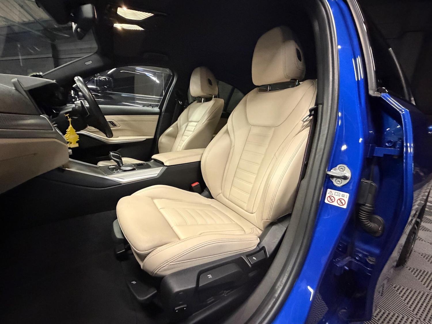 Used BMW 3 Series for sale - 76714333: Photo 12