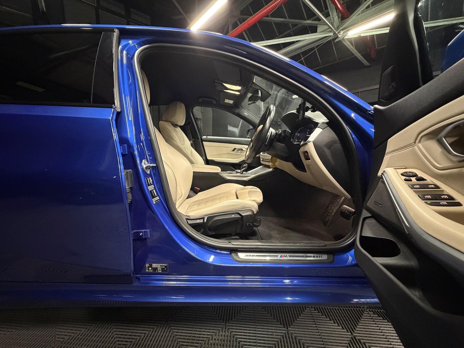 Used BMW 3 Series for sale - 76714333: Photo 6