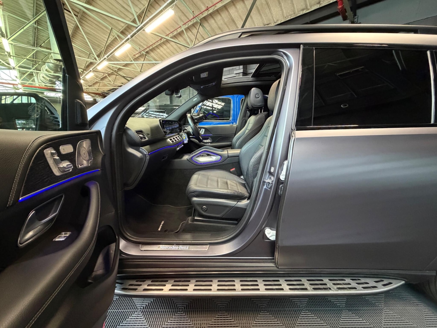 Used Mercedes-Benz GLS 2023 for sale - 77940292: Photo 10