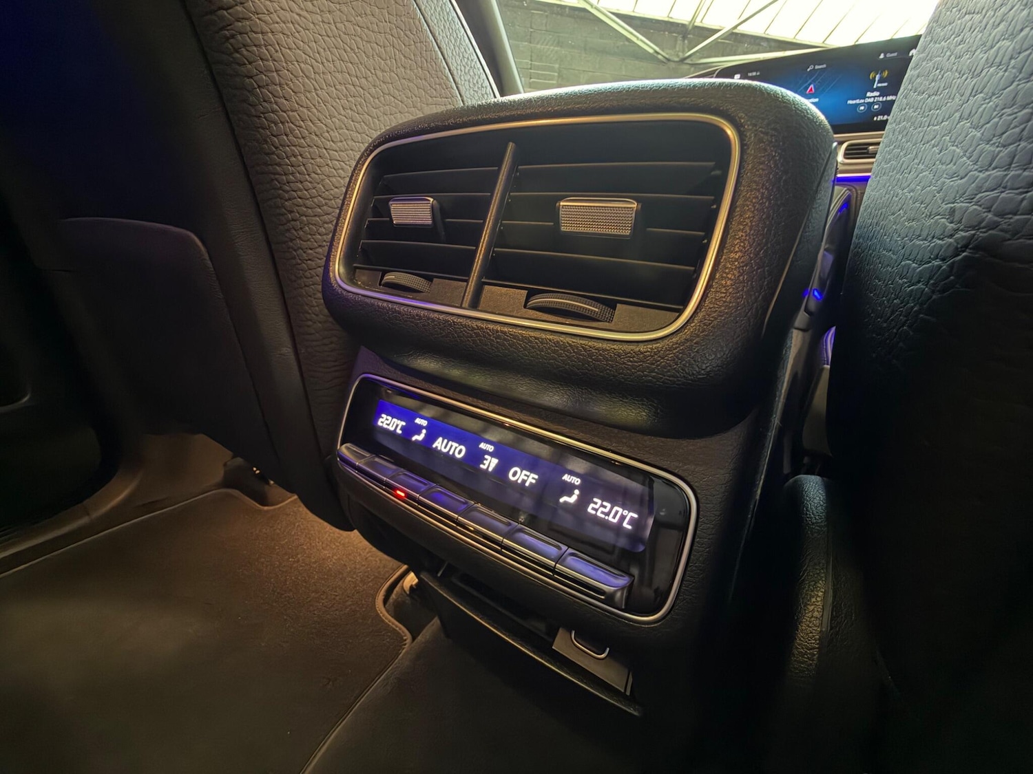 Used Mercedes-Benz GLS 2023 for sale - 77940292: Photo 27