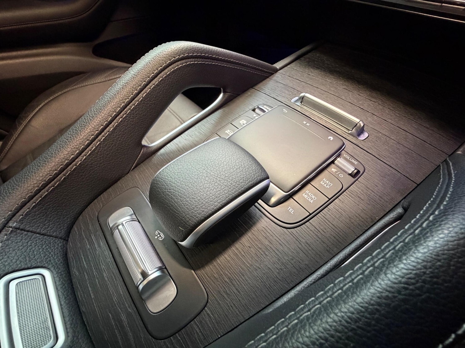 Used Mercedes-Benz GLS 2023 for sale - 77940292: Photo 36