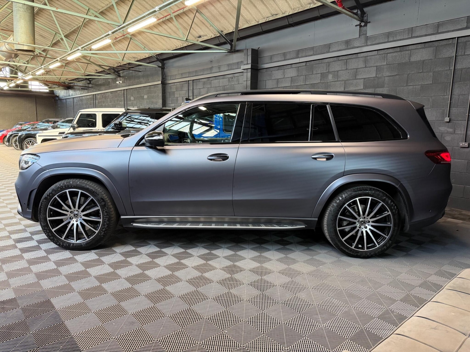 Used Mercedes-Benz GLS 2023 for sale - 77940292: Photo 5