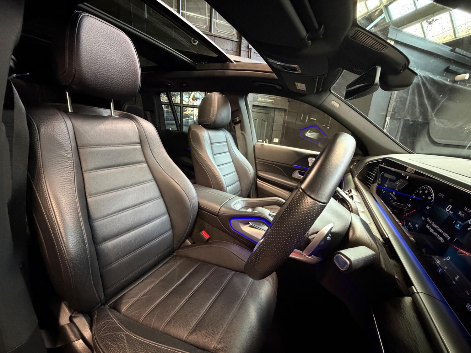 Used Mercedes-Benz GLS 2023 for sale - 77940292: Photo 8