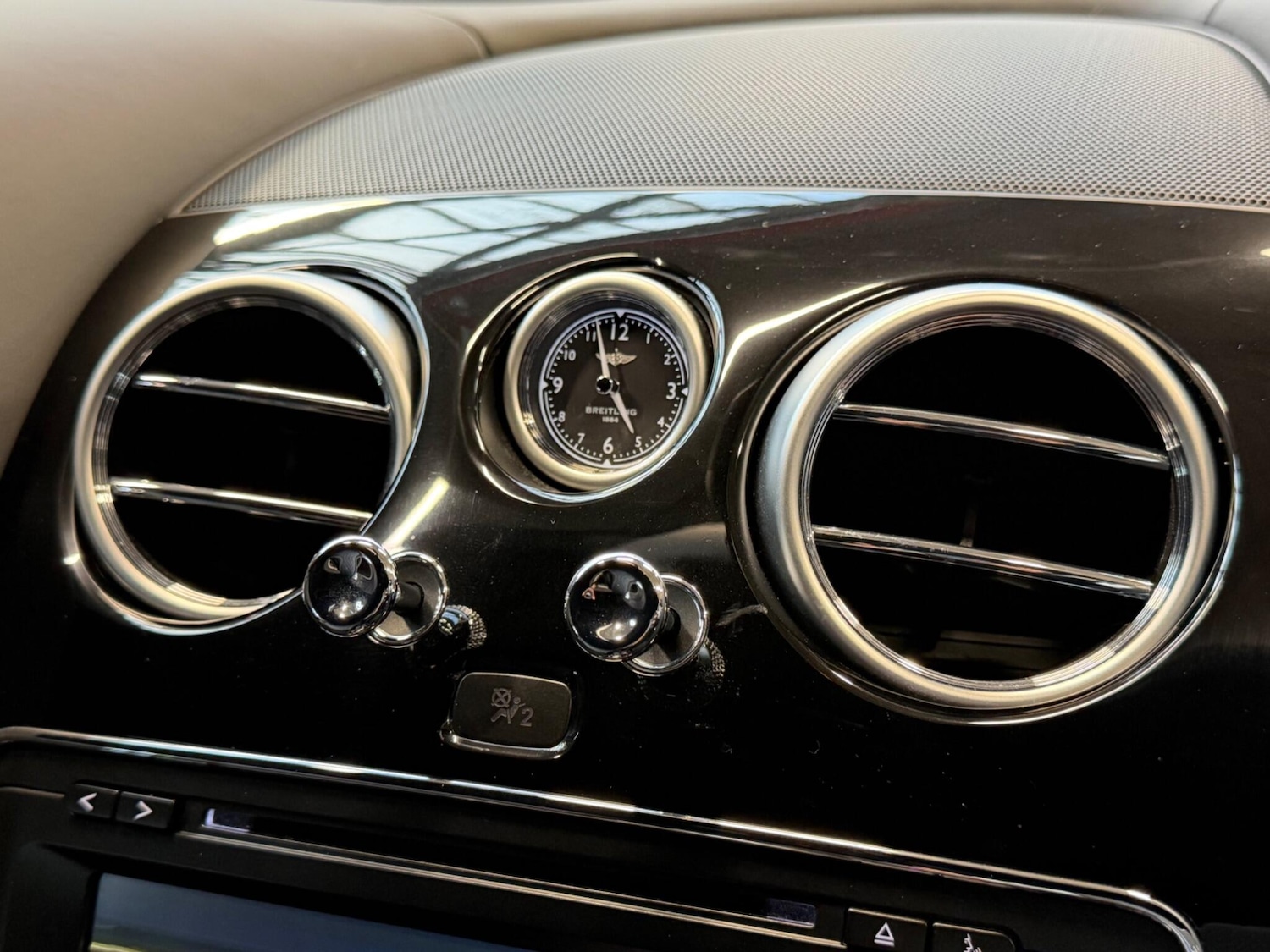 Used Bentley Continental 2015 for sale - 77724257: Photo 32