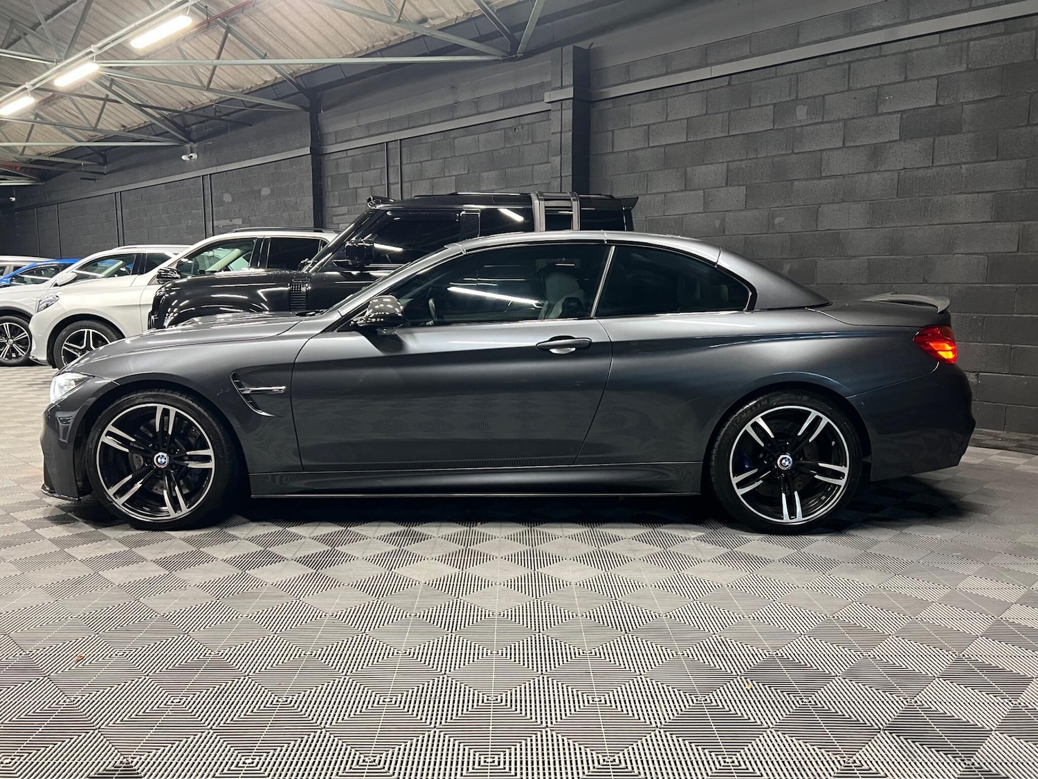 Used BMW M4 2016 for sale - 76538312: Photo 6