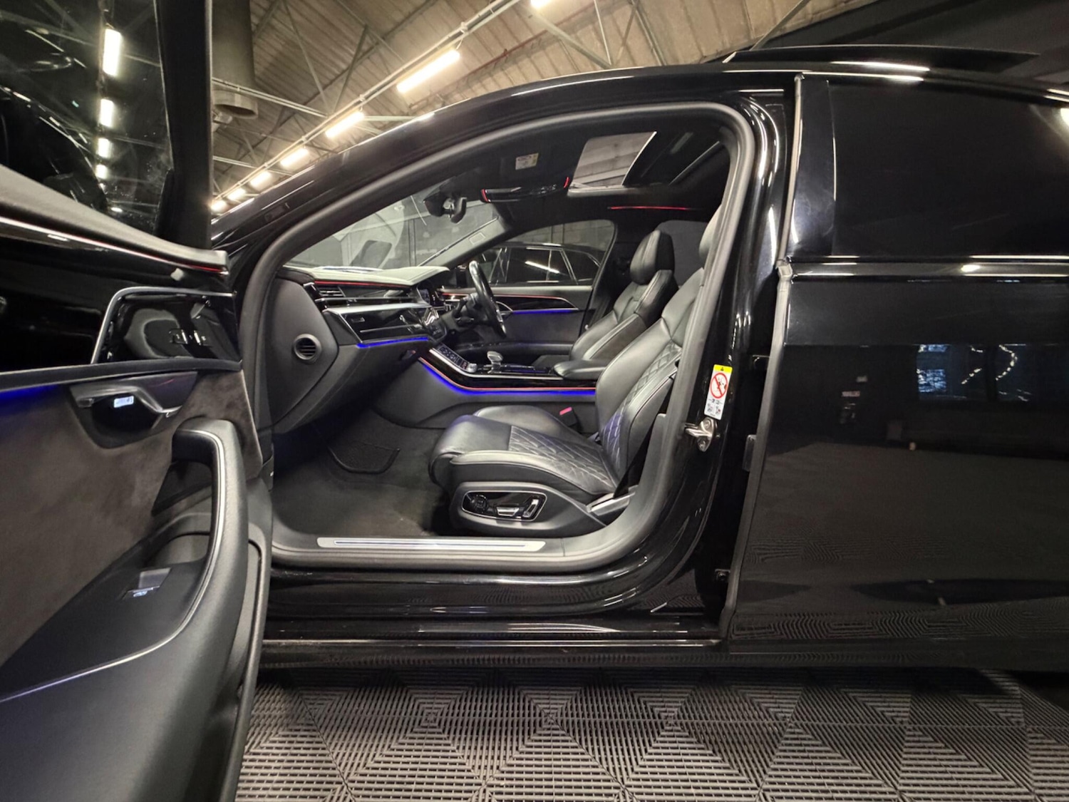 Used Audi A8 2020 for sale - 77386620: Photo 10