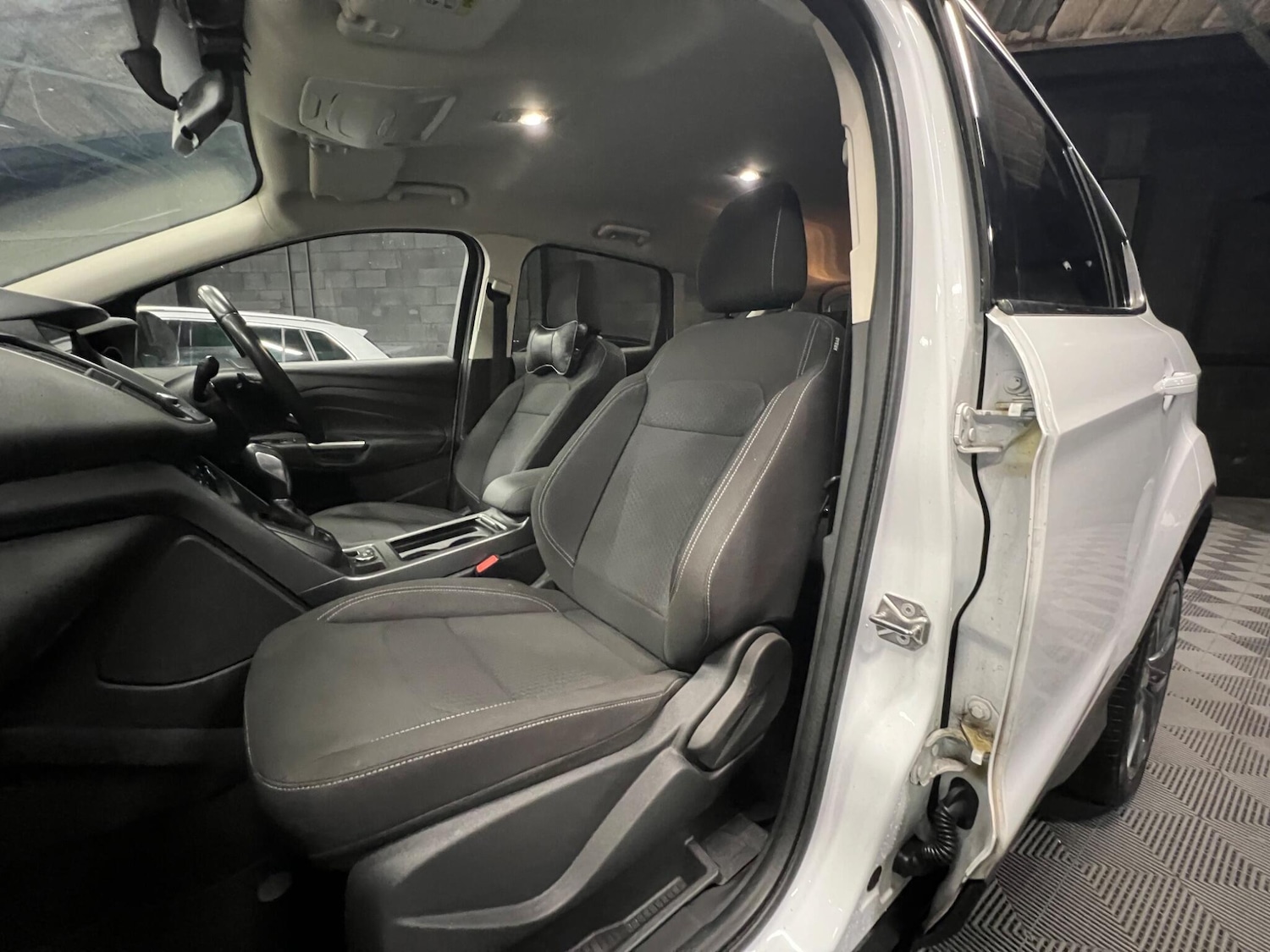 Used Ford Kuga for sale - 76472920: Photo 12