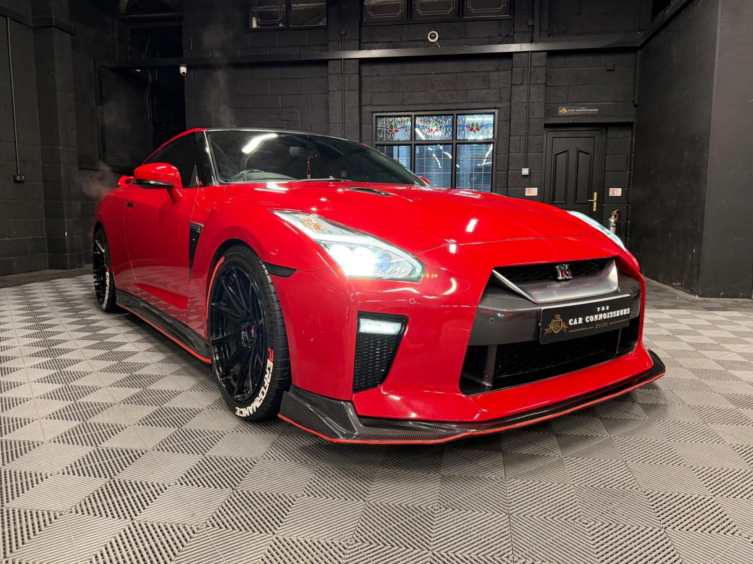 Used Nissan GT-R 2016 for sale - 77550166: Photo 1